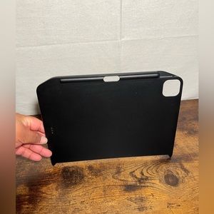 CoverBuddy for iPad 5,4 and iPad Pro 11” magnetic case.